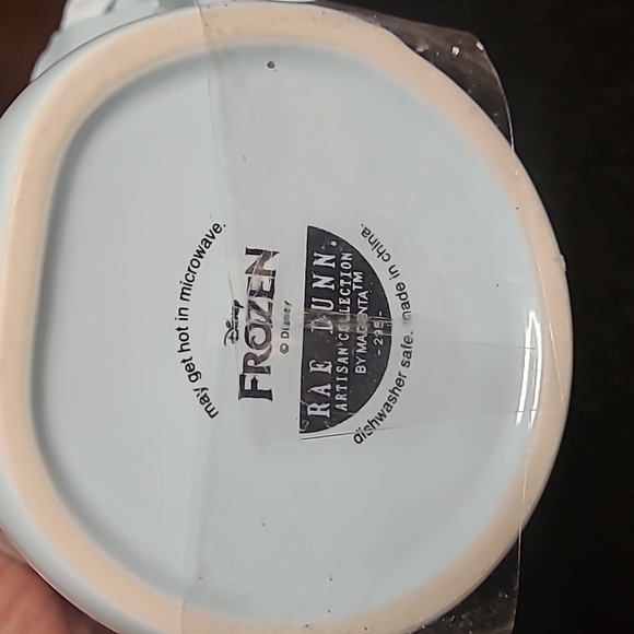 ❄️Rae Dunn FROZEN Mug w/Lid - Picture 6 of 6